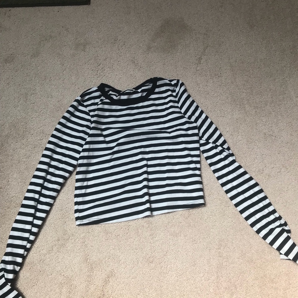 Crop Long Sleeve Striped Top